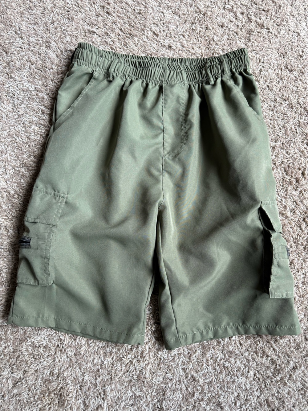 Men's Olive Green Cargo Shorts - Elastic Waist with belt loops size 30 waist
